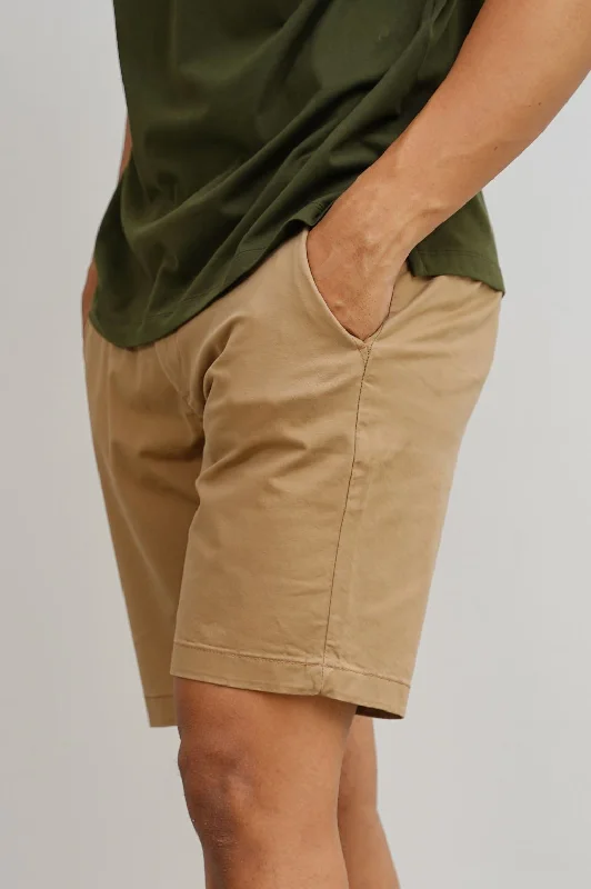 Men's plaid pattern wool blend shorts for a preppy fall styleBASIC CHINO SHORTS