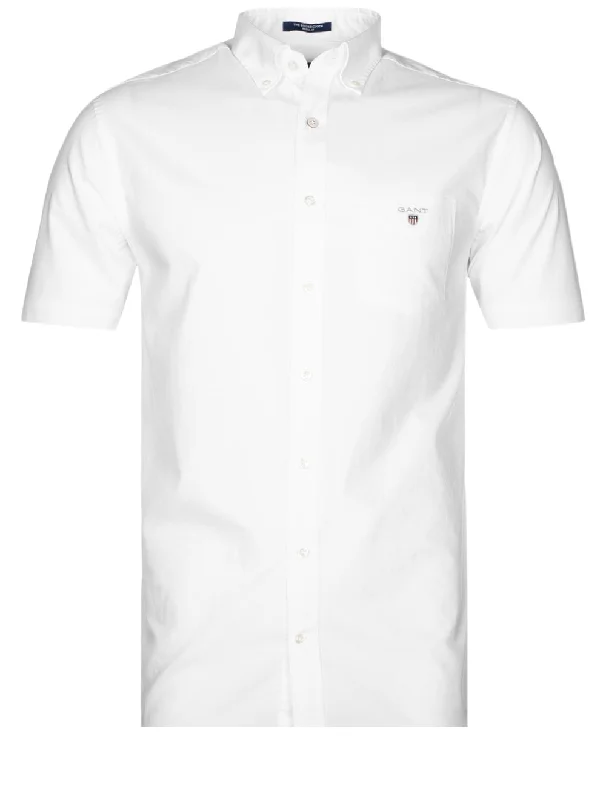Plus Size Men's Striped Chambray Casual Shirts with a Spread Collar for a Preppy AppearanceRegular Fit Broadcloth Short Sleeve Shirt White Plus Size Men's Striped Chambray Casual Shirts with a Spread Collar for a Preppy AppearanceRegular Fit Broadcloth Short Sleeve Shirt White