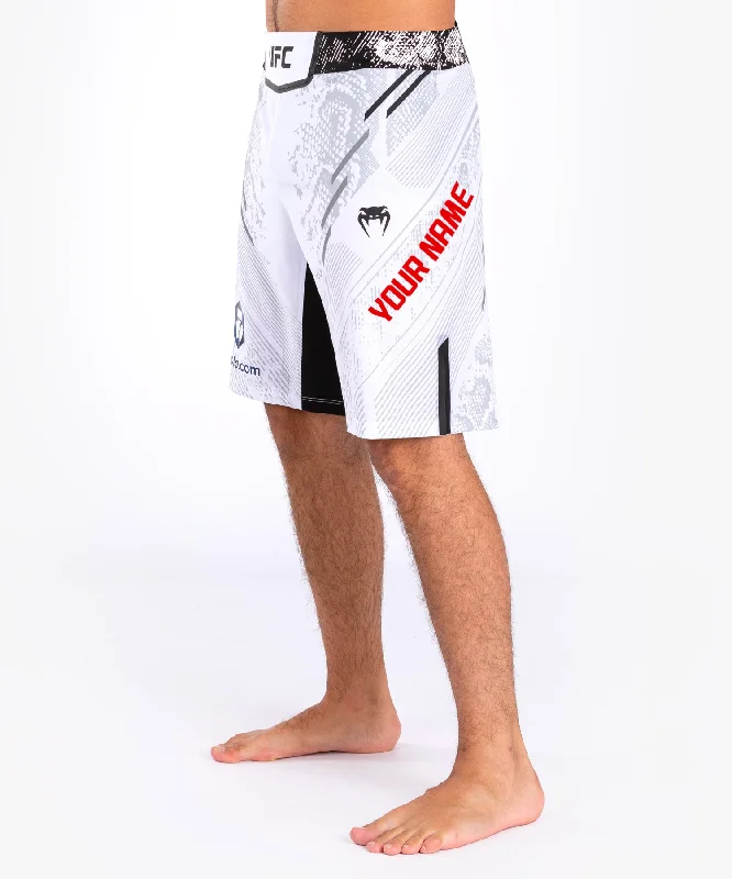Men's side - stripe track shorts for a sporty running lookShort de combat personnalisé Coupe longue pour Hommes UFC Adrenaline by Venum Authentic Fight Night – Blanc Men's side - stripe track shorts for a sporty running lookShort de combat personnalisé Coupe longue pour Hommes UFC Adrenaline by Venum Authentic Fight Night – Blanc