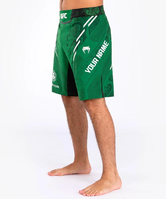Men's breathable cotton athletic shorts for intense workoutsShort de combat personnalisé Coupe longue pour Hommes UFC Adrenaline by Venum Authentic Fight Night – Vert Men's breathable cotton athletic shorts for intense workoutsShort de combat personnalisé Coupe longue pour Hommes UFC Adrenaline by Venum Authentic Fight Night – Vert
