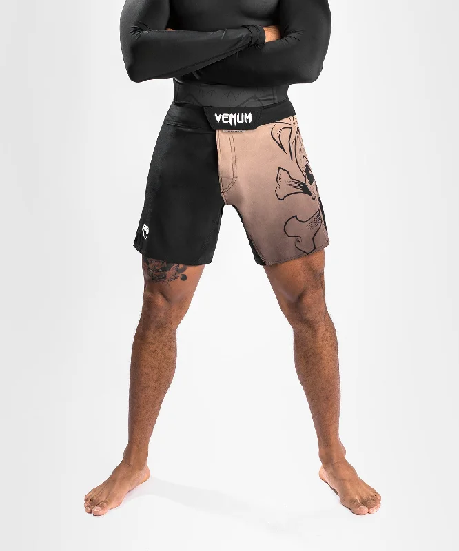 Men's distressed cotton shorts for a bohemian - inspired styleShort de MMA Venum Reorg - Noir Men's distressed cotton shorts for a bohemian - inspired styleShort de MMA Venum Reorg - Noir