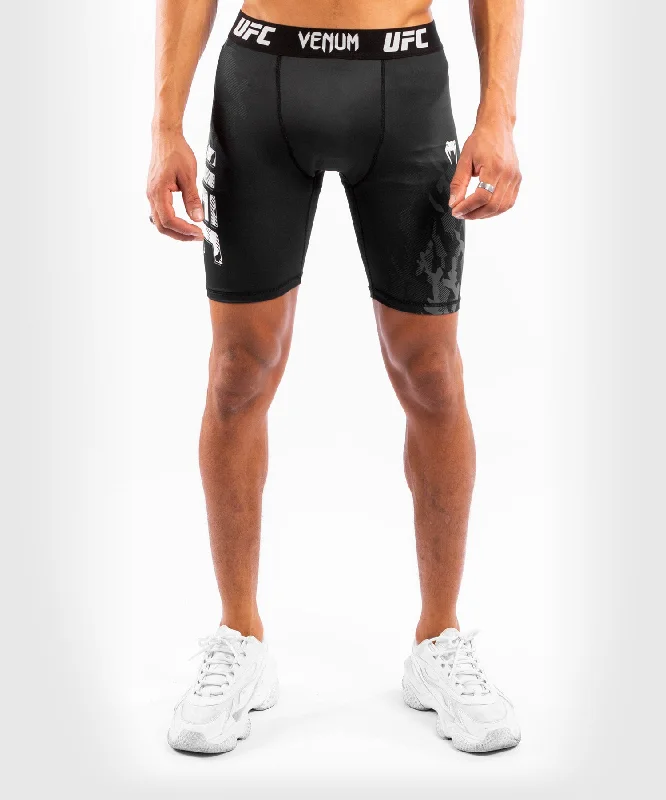 Men's elastic waistband lounge shorts for lazy weekends at homeShort de Vale Tudo Homme UFC Venum Authentic Fight Week - Noir Men's elastic waistband lounge shorts for lazy weekends at homeShort de Vale Tudo Homme UFC Venum Authentic Fight Week - Noir
