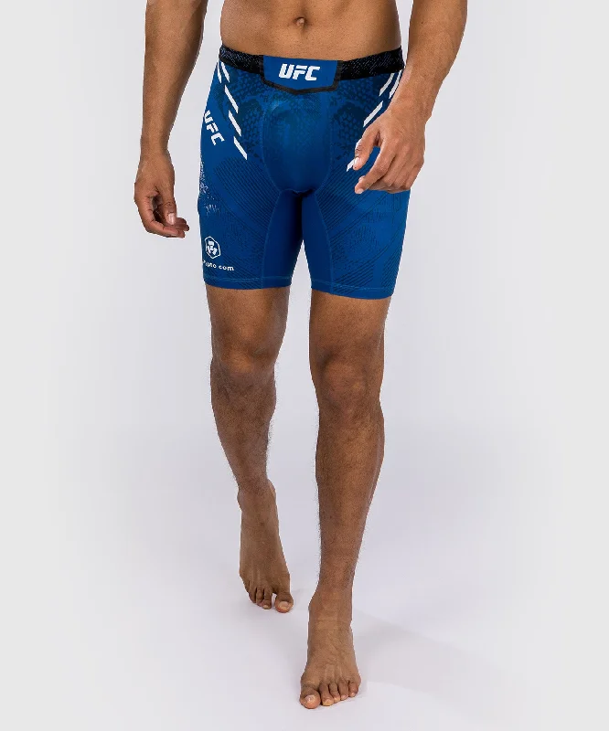 Men's button - fly denim work shorts for durability on the jobShorts Vale Tudo pour Hommes UFC Adrenaline by Venum Authentic Fight Night - Bleu Men's button - fly denim work shorts for durability on the jobShorts Vale Tudo pour Hommes UFC Adrenaline by Venum Authentic Fight Night - Bleu