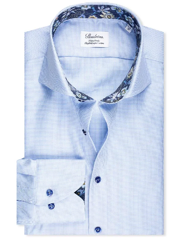 Men's Two - Tone Contrast Panel Casual Shirts in White and Navy for a Stylish and Eye - Catching DesignContrast Floral Inlay Shirt Blue Men's Two - Tone Contrast Panel Casual Shirts in White and Navy for a Stylish and Eye - Catching DesignContrast Floral Inlay Shirt Blue