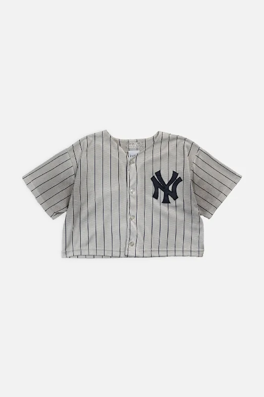 Men's Basketball Jerseys with Signature Player Logos for a Fan - Favorite LookRework Crop NY Yankees MLB Jersey - S Men's Basketball Jerseys with Signature Player Logos for a Fan - Favorite LookRework Crop NY Yankees MLB Jersey - S