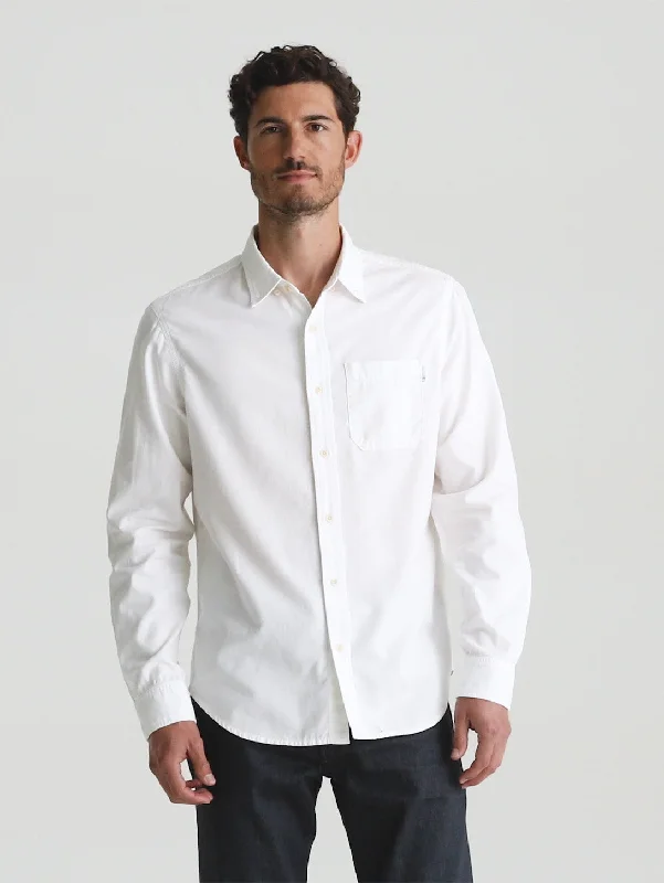 Men's Slim Fit Stretch Jeans in Dark Wash for a Modern and Comfortable LookAiden Dress Shirt - White Men's Slim Fit Stretch Jeans in Dark Wash for a Modern and Comfortable LookAiden Dress Shirt - White