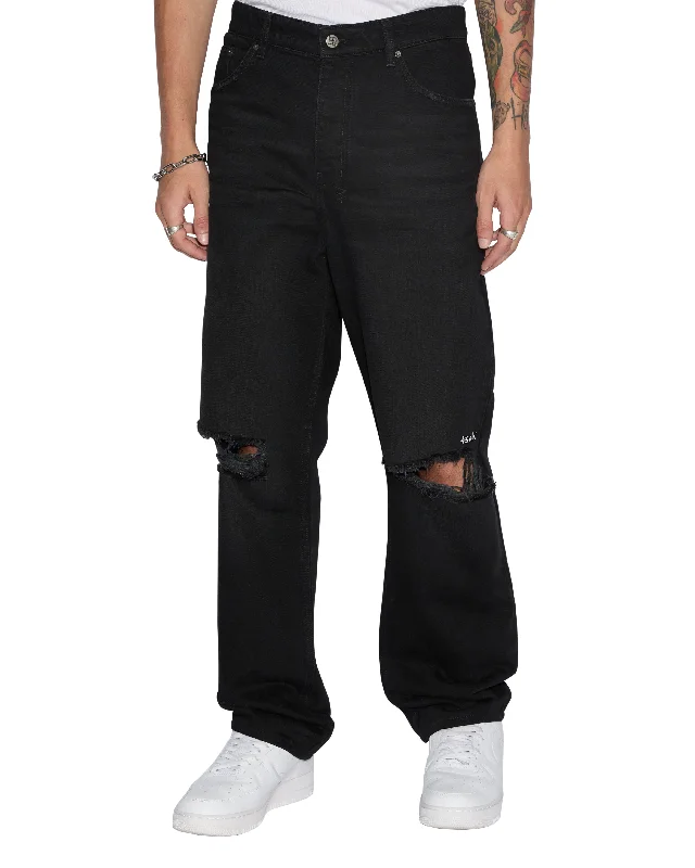 Men's Distressed Jeans with Patches for a Retro and DIY - Inspired AppearanceANTI K ARTIST BLACK