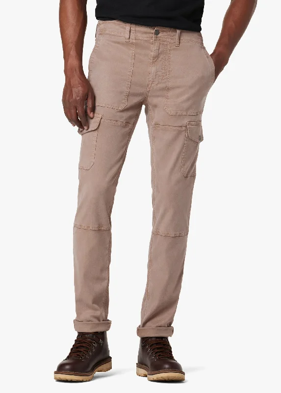 Men's Jeans with a Cargo - Inspired Knee Pocket for Extra StorageATLAS UTILITY CARGO Men's Jeans with a Cargo - Inspired Knee Pocket for Extra StorageATLAS UTILITY CARGO
