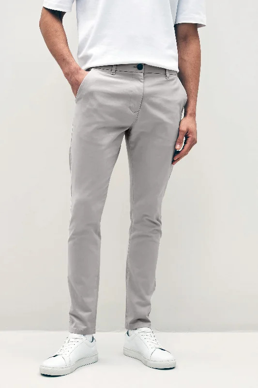 Men's Low - Rise Jeans in a Light Wash for a Casual and Youthful LookBeckett premium stretch chino pant in Silver Men's Low - Rise Jeans in a Light Wash for a Casual and Youthful LookBeckett premium stretch chino pant in Silver