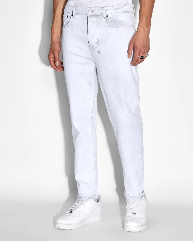 Men's Stretch Jeans with a Moisture - Wicking Lining for Active LifestylesBULLET HABITS Men's Stretch Jeans with a Moisture - Wicking Lining for Active LifestylesBULLET HABITS