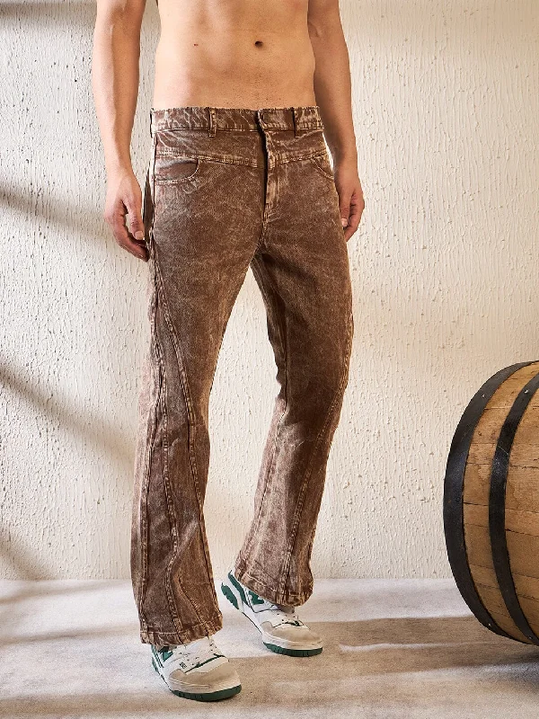 Men's Straight Leg Raw Denim Jeans for a Minimalist and Durable OptionCinnamon Grunge Wash Cut & Sew Flared Denim Men's Straight Leg Raw Denim Jeans for a Minimalist and Durable OptionCinnamon Grunge Wash Cut & Sew Flared Denim