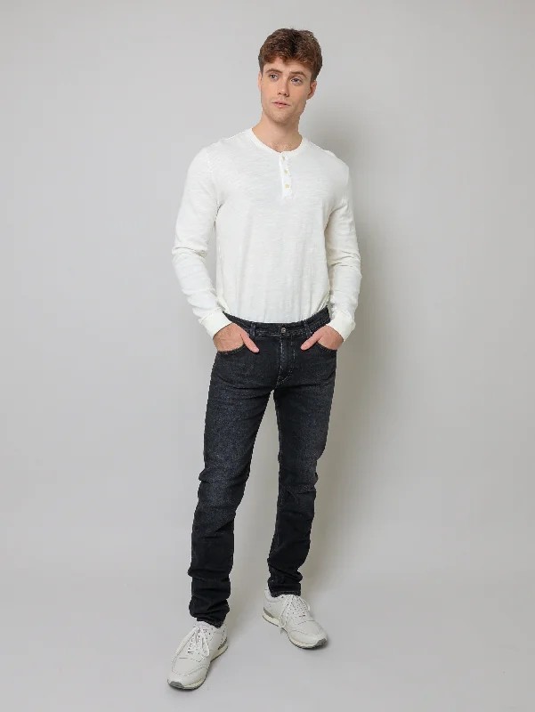 Men's Jeans with a Hidden Coin Pocket for Added ConvenienceDylan Skinny Jean - Throttle Men's Jeans with a Hidden Coin Pocket for Added ConvenienceDylan Skinny Jean - Throttle