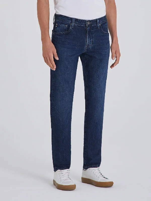 Men's Colored Jeans in Burgundy for a Bold and Fashion - Forward LookGraduate Slim Straight Jean - Crusade Men's Colored Jeans in Burgundy for a Bold and Fashion - Forward LookGraduate Slim Straight Jean - Crusade