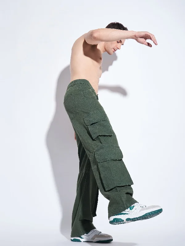 Men's Straight Leg Raw Denim Jeans for a Minimalist and Durable OptionGreen Washed Cargo Baggy Denim Men's Straight Leg Raw Denim Jeans for a Minimalist and Durable OptionGreen Washed Cargo Baggy Denim