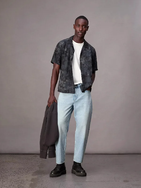 Men's Jeans with a Button - Fly for a Traditional and Classic AestheticRB Taper Jean - Skylight Men's Jeans with a Button - Fly for a Traditional and Classic AestheticRB Taper Jean - Skylight
