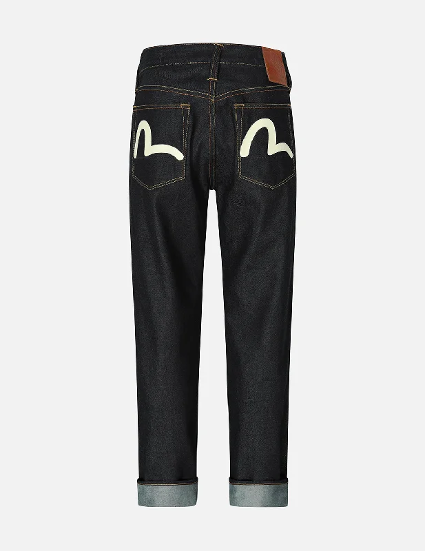 Men's Colored Jeans in Burgundy for a Bold and Fashion - Forward LookSeagull Print Baggy Fit Denim Jeans #2000 Men's Colored Jeans in Burgundy for a Bold and Fashion - Forward LookSeagull Print Baggy Fit Denim Jeans #2000