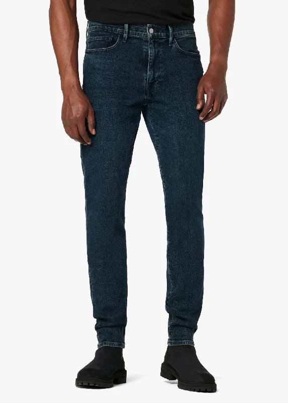 Men's Jeans with a Frayed Hem for a Casual and Effortless StyleTHE DEAN