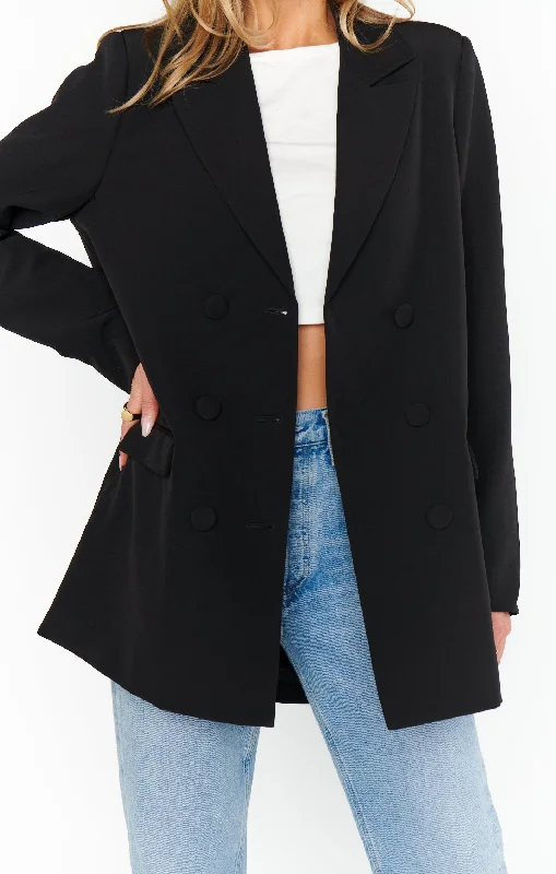 Lightweight men jackets made from recycled nylon for eco - friendly travelBest Blazer ~ Black Suiting Lightweight men jackets made from recycled nylon for eco - friendly travelBest Blazer ~ Black Suiting