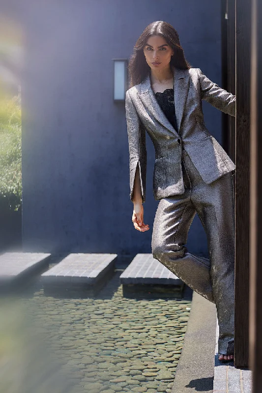 Embroidered men jackets with intricate floral designs for a unique aestheticMetallic Jacquard Blazer Embroidered men jackets with intricate floral designs for a unique aestheticMetallic Jacquard Blazer