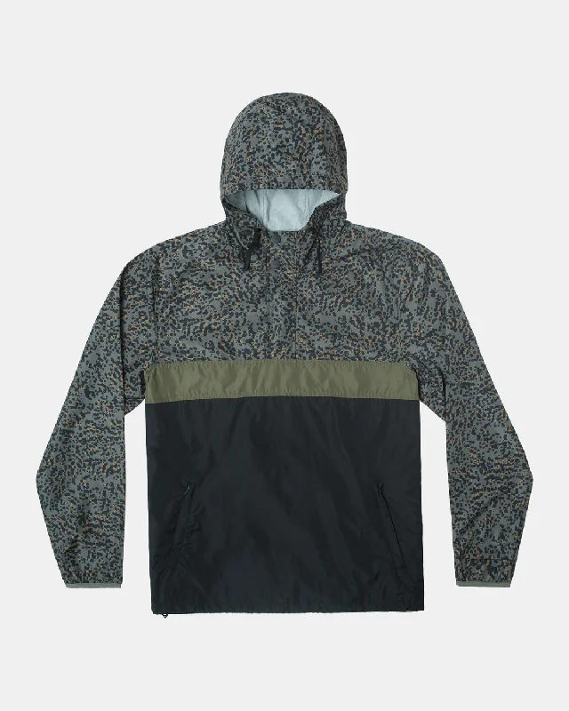 Men jackets with a media - friendly pocket for easy access to gadgetsMeyer Packable Anorak Jacket - Olive Men jackets with a media - friendly pocket for easy access to gadgetsMeyer Packable Anorak Jacket - Olive