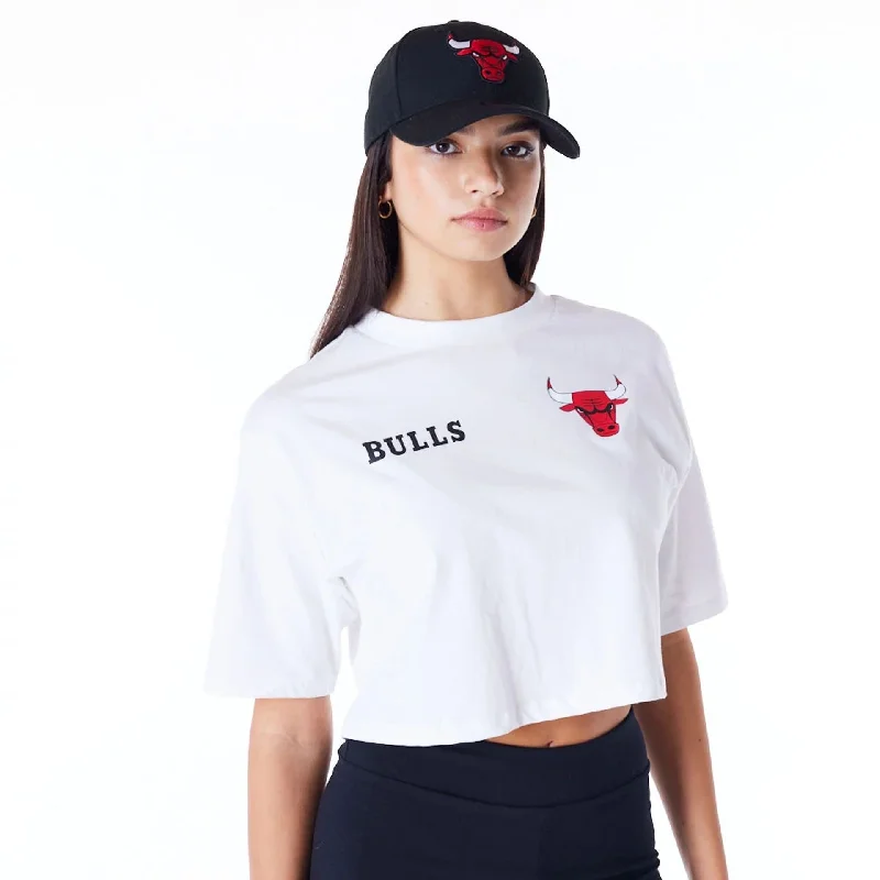 Men's v - neck muscle t - shirts for a body - building aestheticChicago Bulls Womens NBA Team Logo Wordmark White Crop T-Shirt Men's v - neck muscle t - shirts for a body - building aestheticChicago Bulls Womens NBA Team Logo Wordmark White Crop T-Shirt