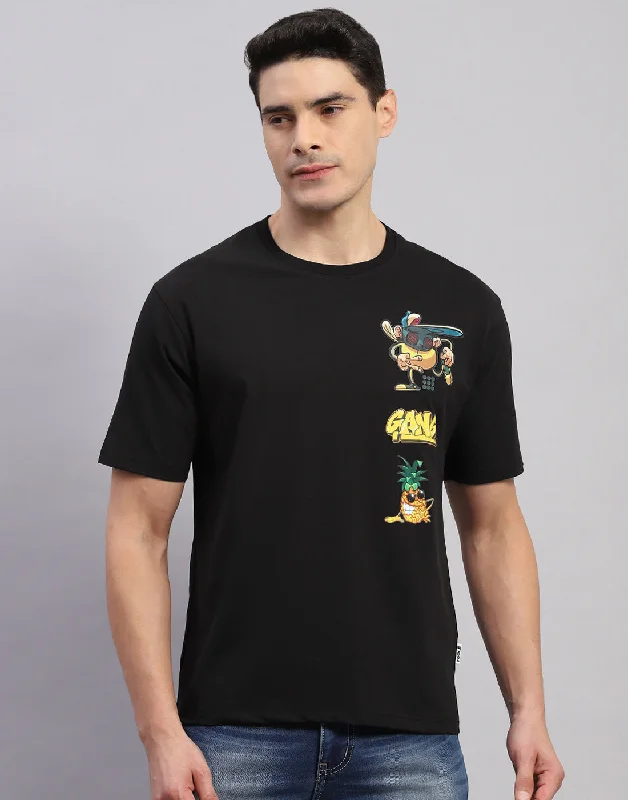Men's plus - size pocket t - shirts with a classic lookMen Black Printed Round Neck Half Sleeve T-Shirt Men's plus - size pocket t - shirts with a classic lookMen Black Printed Round Neck Half Sleeve T-Shirt