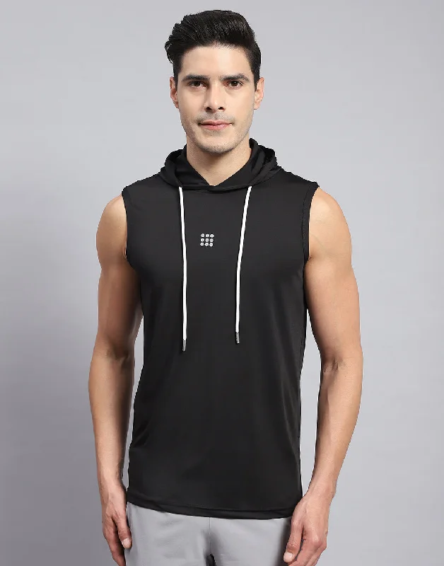 Men's long - sleeve henley t - shirts with button - down placketsMen Black Solid Hooded Sleeveless T-Shirt Men's long - sleeve henley t - shirts with button - down placketsMen Black Solid Hooded Sleeveless T-Shirt