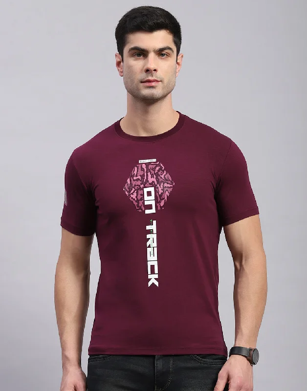 Men's tie - dye t - shirts with a bohemian styleMen Maroon Printed Round Neck Half Sleeve T-Shirt Men's tie - dye t - shirts with a bohemian styleMen Maroon Printed Round Neck Half Sleeve T-Shirt