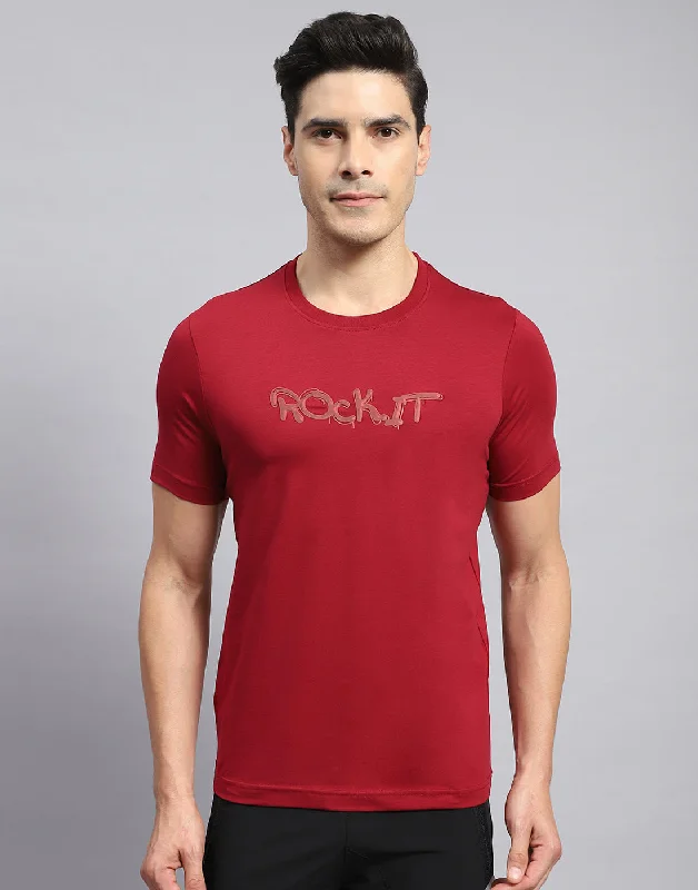 Men's ribbed t - shirts with a textured finish for added styleMen Red Solid Round Neck Half Sleeve T-Shirt Men's ribbed t - shirts with a textured finish for added styleMen Red Solid Round Neck Half Sleeve T-Shirt