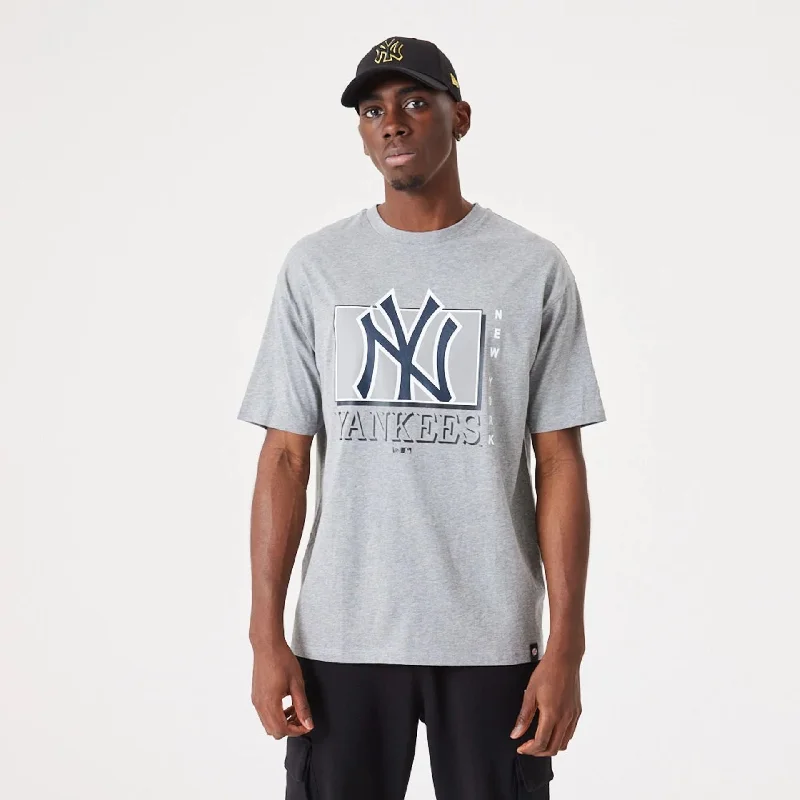 Men's moisture - wicking athletic t - shirts for intense workoutsNew York Yankees MLB Team Wordmark Grey Oversized T-Shirt Men's moisture - wicking athletic t - shirts for intense workoutsNew York Yankees MLB Team Wordmark Grey Oversized T-Shirt