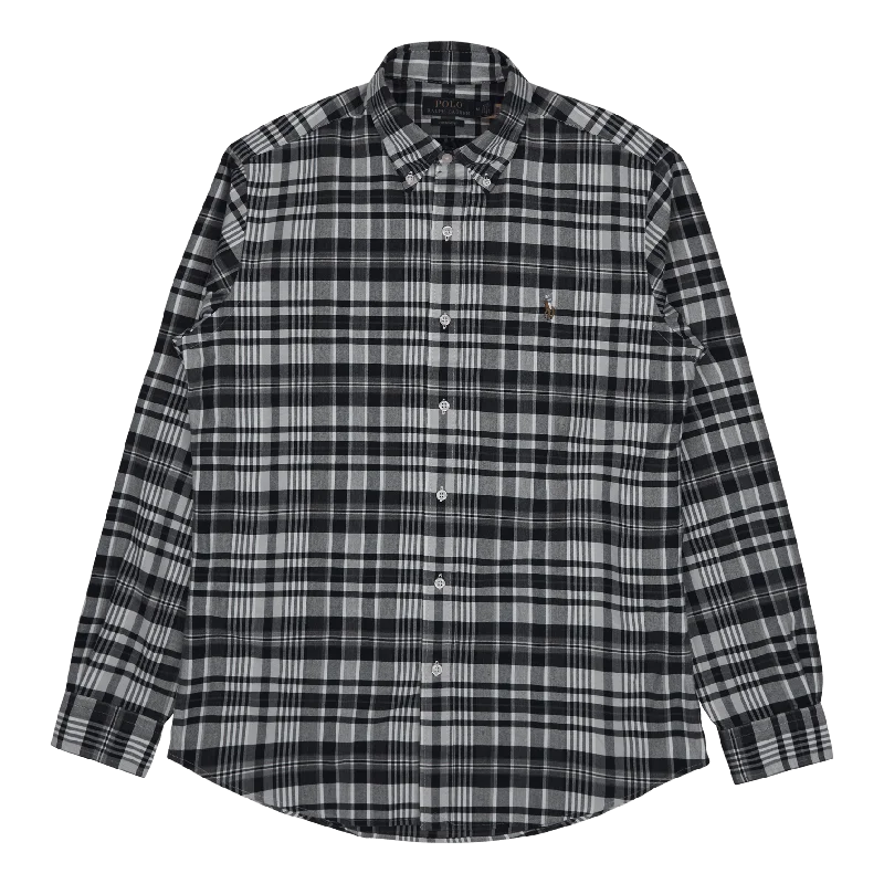Men's two - tone stripe polo shirts with a preppy styleCustom Fit Plaid Oxford Shirt Grey Heather / Navy Multi Men's two - tone stripe polo shirts with a preppy styleCustom Fit Plaid Oxford Shirt Grey Heather / Navy Multi
