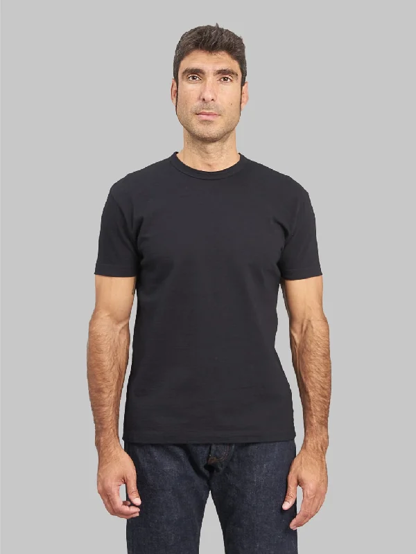 Men's high - collar polo shirts with a modern twistPure Blue Japan SS5011-BK Black Indigo Dyed Crewneck T-Shirt Men's high - collar polo shirts with a modern twistPure Blue Japan SS5011-BK Black Indigo Dyed Crewneck T-Shirt