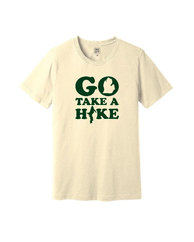 Men's polo t - shirts with a contrast collar for a preppy lookThe Great Lakes State - GO TAKE A HIKE T-Shirt - Natural Men's polo t - shirts with a contrast collar for a preppy lookThe Great Lakes State - GO TAKE A HIKE T-Shirt - Natural
