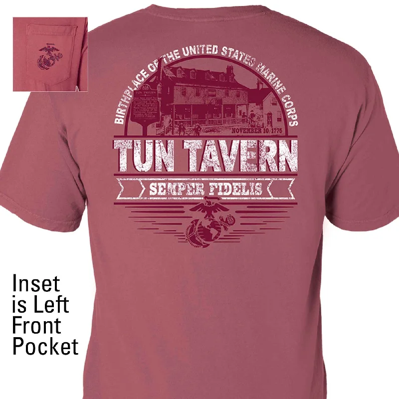 Men's thermal t - shirts with a high - neck design for cold weatherComfort Wash Tun Tavern Pocket T-shirt Men's thermal t - shirts with a high - neck design for cold weatherComfort Wash Tun Tavern Pocket T-shirt
