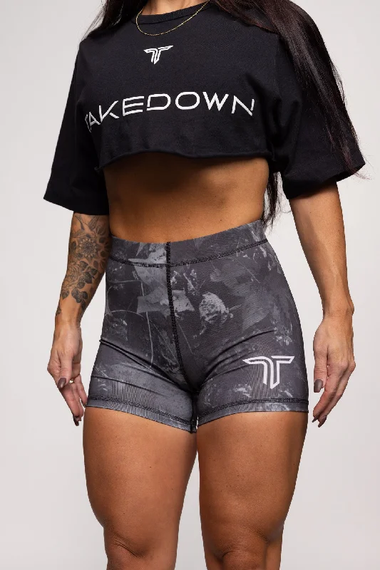 Men's pleated front twill shorts for a classic and sophisticated appearance Blackout Hunter Camo Women’s Compression Short Men's pleated front twill shorts for a classic and sophisticated appearance Blackout Hunter Camo Women’s Compression Short