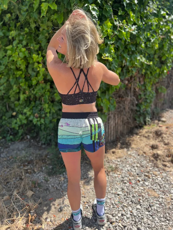 Men's side - stripe track shorts for a sporty running look CROCODILIA 2" Women's Shorts Men's side - stripe track shorts for a sporty running look CROCODILIA 2" Women's Shorts