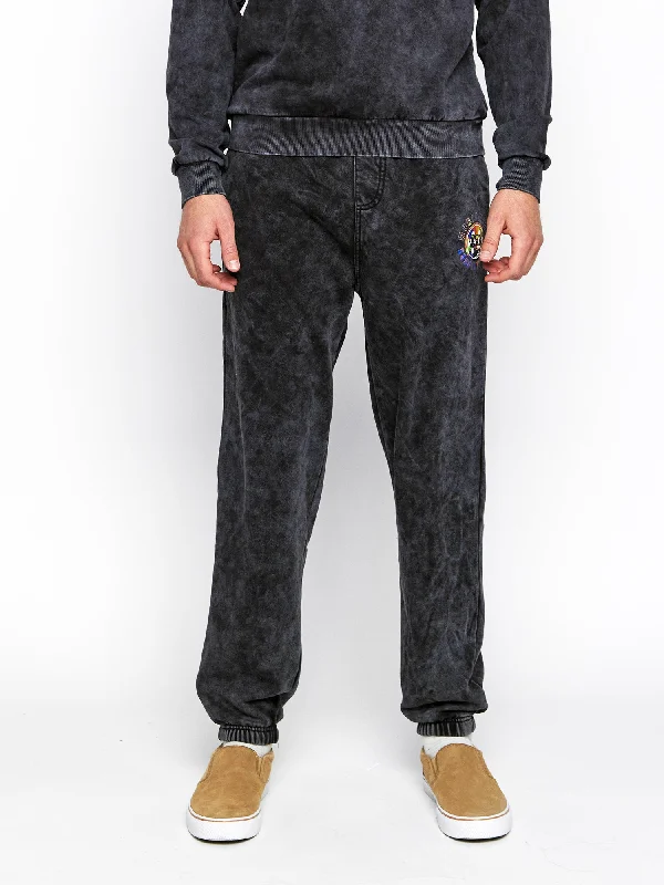 Men's pleated front twill shorts for a classic and sophisticated appearance Global Sweatpant Men's pleated front twill shorts for a classic and sophisticated appearance Global Sweatpant