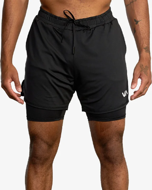 Men's plaid pattern wool blend shorts for a preppy fall style Sport Vent 16" Training Shorts - Black Men's plaid pattern wool blend shorts for a preppy fall style Sport Vent 16" Training Shorts - Black