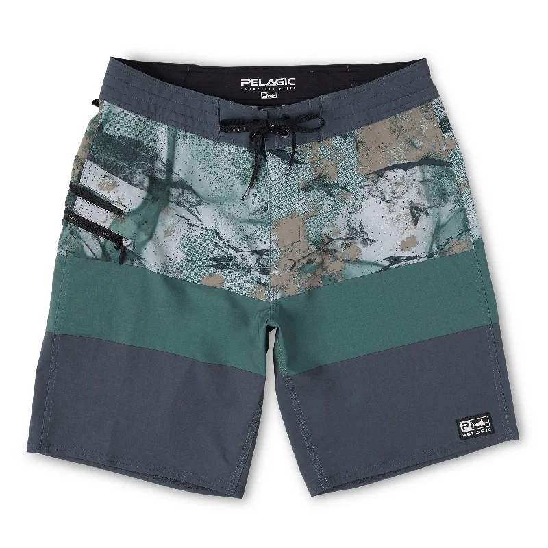 Men's distressed cotton shorts for a bohemian - inspired style   Strike